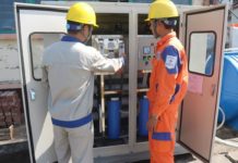 Đào tạo, huấn luyện công nhân trực tiếp vận hành máy rửa cách điện trên đường dây
