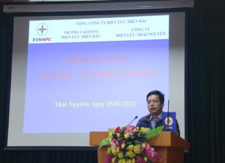 Trường Cao đẳng Điện lực miền Bắc tổ chức huấn luyện An toàn vệ sinh lao động năm 2021 tại PC Thái Nguyên