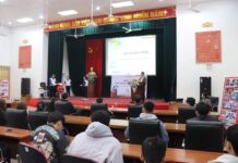 Tập trung đầu tuần HSSV Trường Cao đẳng Điện lực miền Bắc