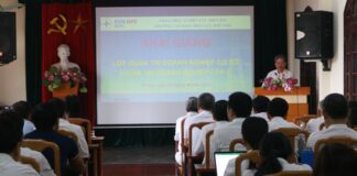 Trường Cao đẳng Điện lực miền Bắc khai giảng lớp Đào tạo cán bộ quản lý cấp 4 trong Tổng Công ty Điện lực miền Bắc