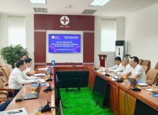 Lãnh đạo NEPC làm việc với Ban LĐ PC Ninh Bình và PC Nam Định