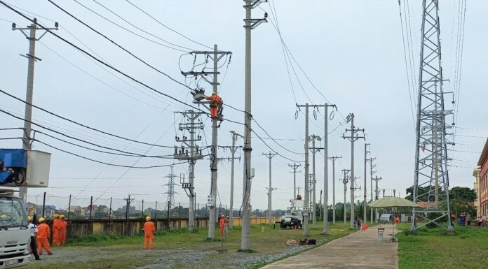 Thi thực hành nâng bậc, giữ bậc đợt 1 năm 2022 tại trường Cao đẳng Điện lực miền Bắc