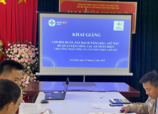 Trường Cao đẳng Điện lực miền Bắc tổ chức các lớp bồi huấn cho công nhân Nhà máy thủy điện Nậm Mở 3