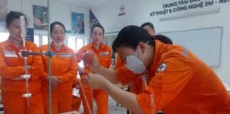 NEPC tổ chức lớp đào tạo thí nghiệm hóa dầu cho các đơn vị trong Tổng công ty điện lực miền Bắc
