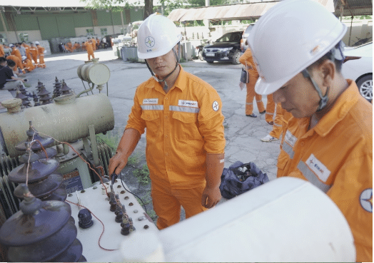 NEPC bồi dưỡng, sát hạch nghề cho công nhân Công ty Điện lực Tuyên Quang