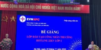 NEPC bế giảng lớp hotline xe gầu 22kV