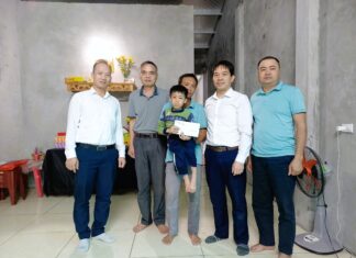 NHÀ TRƯỜNG VÀ CÔNG ĐOÀN NEPC THĂM, TẶNG QUÀ GIA ĐÌNH KHÓ KHĂN NHÂN DỊP TẾT GIÁP THÌN