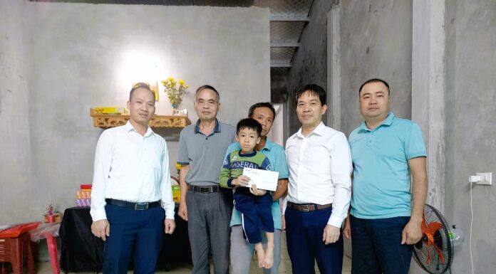 NHÀ TRƯỜNG VÀ CÔNG ĐOÀN NEPC THĂM, TẶNG QUÀ GIA ĐÌNH KHÓ KHĂN NHÂN DỊP TẾT GIÁP THÌN