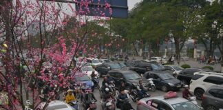 Tiếp tục thực hiện có hiệu quả đợt cao điểm bảo đảm trật tự, an toàn giao thông