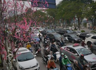 Tiếp tục thực hiện có hiệu quả đợt cao điểm bảo đảm trật tự, an toàn giao thông