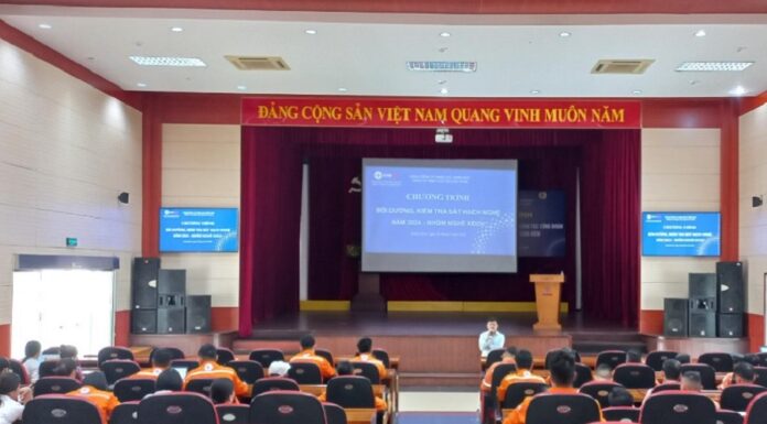 Trường Cao đẳng Điện lực miền Bắc tiếp tục triển khai nhiều chương trình đào tạo cho các đơn vị trong và ngoài Tổng công ty