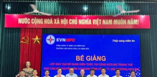 Trường Cao đẳng Điện lực miền Bắc tổ chức thành công khóa đào tạo bổ sung kiến thức thi công hotline trung thế