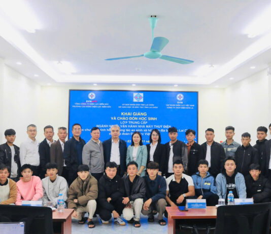 NEPC khai giảng lớp trung cấp Vận hành Nhà máy Thủy điện theo chương trình hỗ trợ công tác an sinh xã hội của EVN trên địa bàn tỉnh Lai Châu