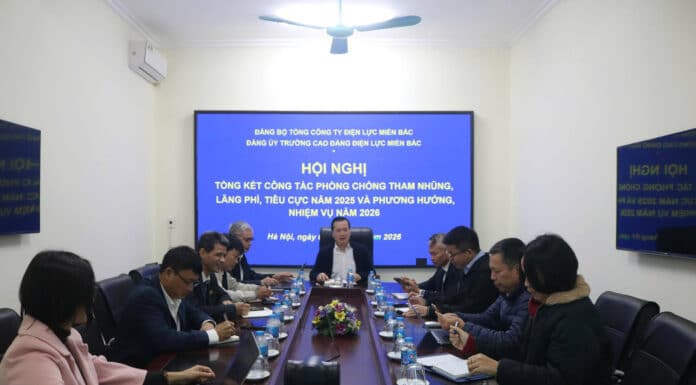 HỘI NGHỊ TỔNG KẾT CÔNG TÁC PHÒNG, CHỐNG THAM NHŨNG, LÃNG PHÍ VÀ TIÊU CỰC CỦA ĐẢNG ỦY TRƯỜNG CAO ĐẲNG ĐIỆN LỰC MIỀN BẮC NĂM 2025