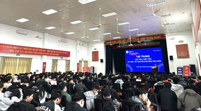 Trường Cao đẳng Điện lực miền Bắc tổ chức tập trung HSSV và chúc Tết Nguyên đán Bính Ngọ 2026