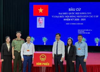 Tổ bầu cử số 14 tại Trường Cao đẳng Điện lực miền Bắc hoàn thành công tác bỏ phiếu trong không khí trang nghiêm, phấn khởi