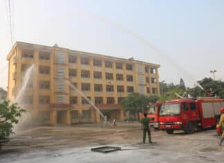 TỔ CHỨC THỰC TẬP PHƯƠNG ÁN CHỮA CHÁY VÀ CỨU NẠN, CỨU HỘ TẠI TRƯỜNG CAO ĐẲNG ĐIỆN LỰC MIỀN BẮC