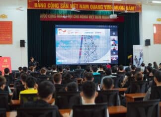 Trường Cao đẳng Điện lực miền Bắc giới thiệu cơ hội đào tạo và làm việc tại Đức cho tân sinh viên khóa 60