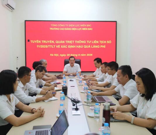 TRƯỜNG CAO ĐẲNG ĐIỆN LỰC MIỀN BẮC TỔ CHỨC HỘI NGHỊ TUYÊN TRUYỀN, QUÁN TRIỆT THÔNG TƯ LIÊN TỊCH SỐ 11/2025/TTLT VỀ XÁC ĐỊNH HẬU QUẢ LÃNG PHÍ